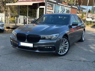 BMW 7 Series foto 3