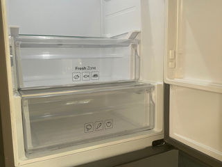 Холодильник Samsung foto 4