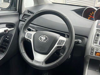 Toyota Verso foto 11