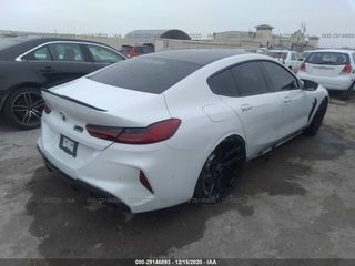 BMW 8 Series foto 4