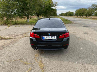 BMW 5 Series foto 4