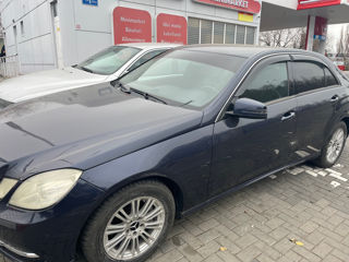 Mercedes E-Class foto 3