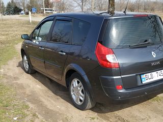 Renault Grand Scenic foto 3