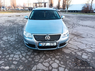 Volkswagen Passat foto 6