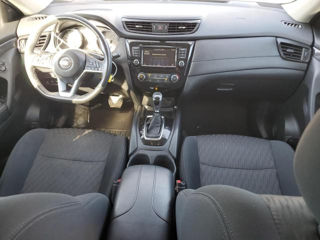 Nissan Rogue foto 8