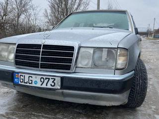 Mercedes Series (W124) foto 5