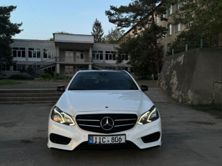 Mercedes E-Class foto 1