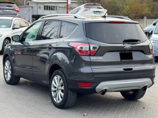 Ford Escape foto 3