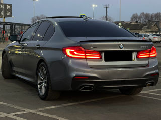 BMW 5 Series foto 4