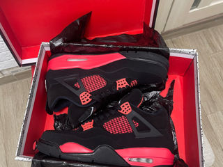 Jordan 4 Red Thunder