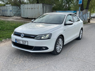 Volkswagen Jetta foto 1