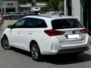 Toyota Auris foto 5