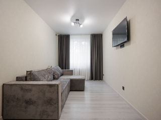 Apartament cu 2 camere, 45 m², Botanica, Chișinău foto 2