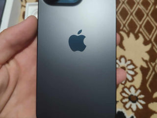 Vînd telefon în stare impecabilă la preț accesibil IPhone 15 Pro Max foto 9