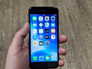 Apple iPhone 7 32GB Black  (Utilizat) фото 2