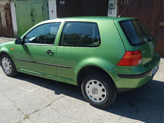 Volkswagen Golf foto 2