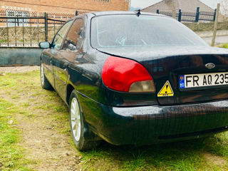 Ford Mondeo foto 3