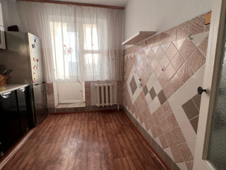 Apartament cu 2 camere, 54 m², Centru, Briceni foto 3