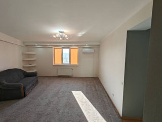 Apartament cu 2 camere, 77 m², Râșcani, Chișinău foto 3