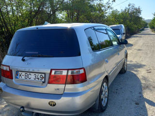 KIA Carens foto 3