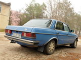 Mercedes Series (W123) foto 6