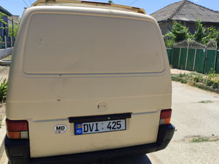 Volkswagen Transporter 4 foto 2