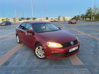 Volkswagen Jetta foto 7