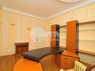 Apartament de lux în chirie, str. Ciuflea, Centru, 750 € ! foto 4