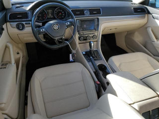 Volkswagen Passat foto 8