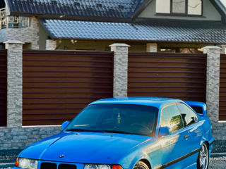 BMW 3 Series Coupe foto 6