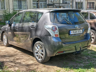 Toyota Verso foto 1