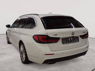 BMW 5 Series foto 2