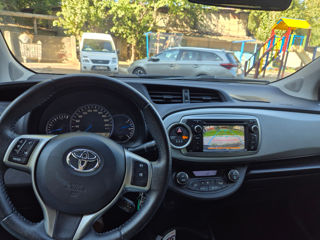 Toyota Yaris foto 4