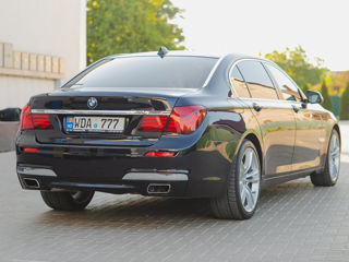 BMW 7 Series foto 5