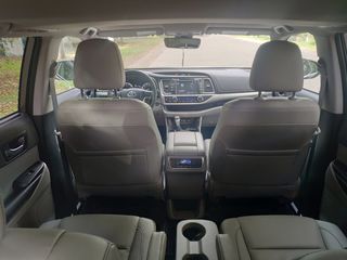 Toyota Highlander foto 10