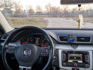 Volkswagen Passat foto 6