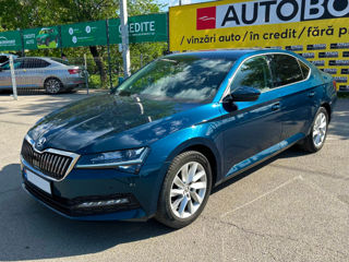 Skoda Superb foto 4