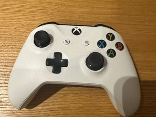 Microsoft Xbox One S foto 2