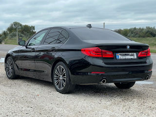 BMW 5 Series foto 4