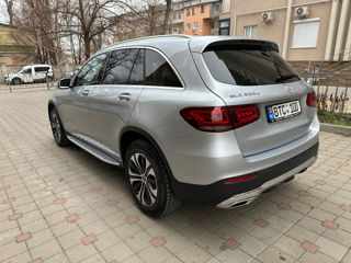 Mercedes GLC foto 4