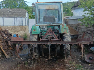 Vând tractor + csșa foto 3