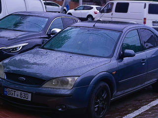 Ford Mondeo foto 8