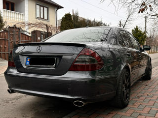 Mercedes E-Class foto 4