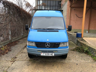 Mercedes Sprinter