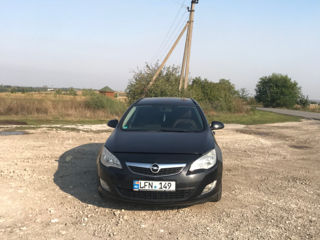 Opel Astra foto 1