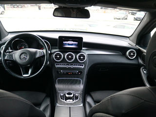 Mercedes GLC foto 10