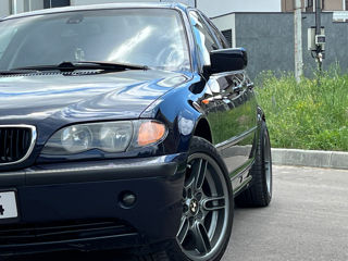 BMW 3 Series foto 2