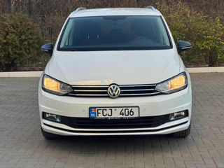 Volkswagen Touran foto 8