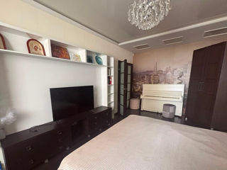 3-комн. кв., 103 м², 2/10 эт.