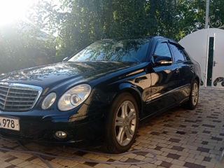 Mercedes E-Class foto 3